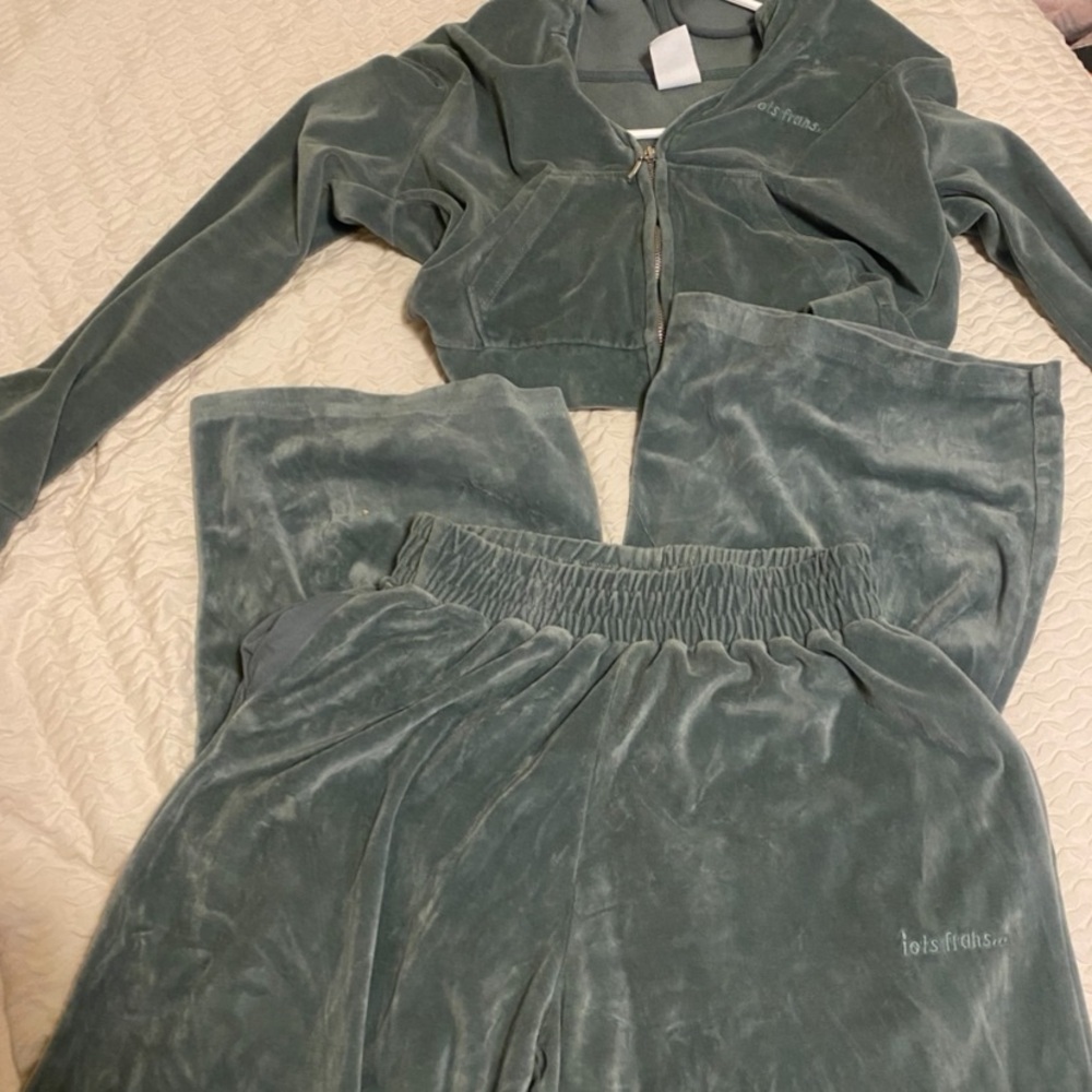 iets frans green velour tracksuit